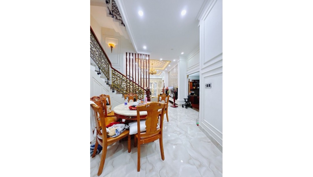 BIỆT THỰ MINI TÔN ĐẢN QUẬN 4 – THIẾT KẾ CHÂU ÂU – NGANG HIẾM 5.5MX18M – GIÁ CHỈ 12 TỶ